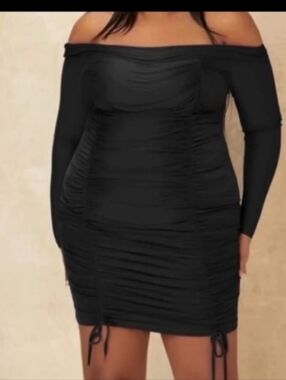 Off-Shoulder Black Ruched Bodycon Dress